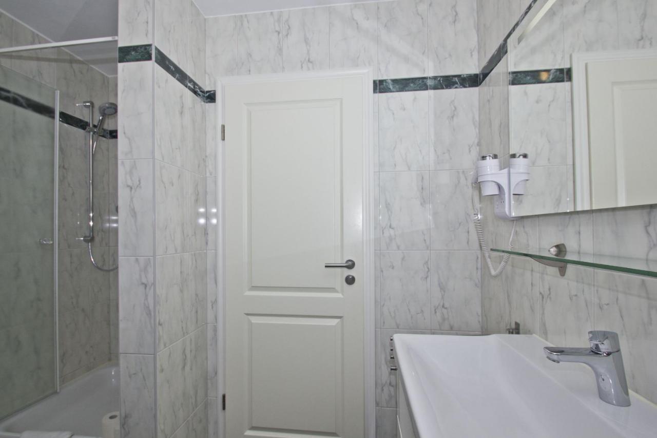 Mit Meerblick Und Balkon, Gratis Nutzung Vom Ahoi Erlebnisbad Und Sauna In Sellin - Meeresblick Fewo 33 Goehren  Esterno foto